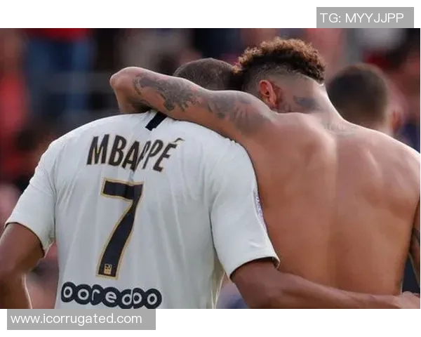 甘冈与巴黎圣日耳曼2018年对决回顾：精彩瞬间与战术分析